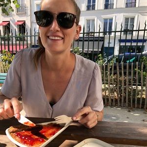 Meet your Posher, Christine